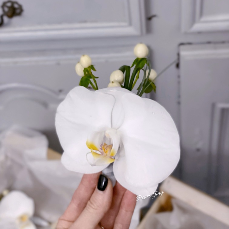 boutonnière orchidée